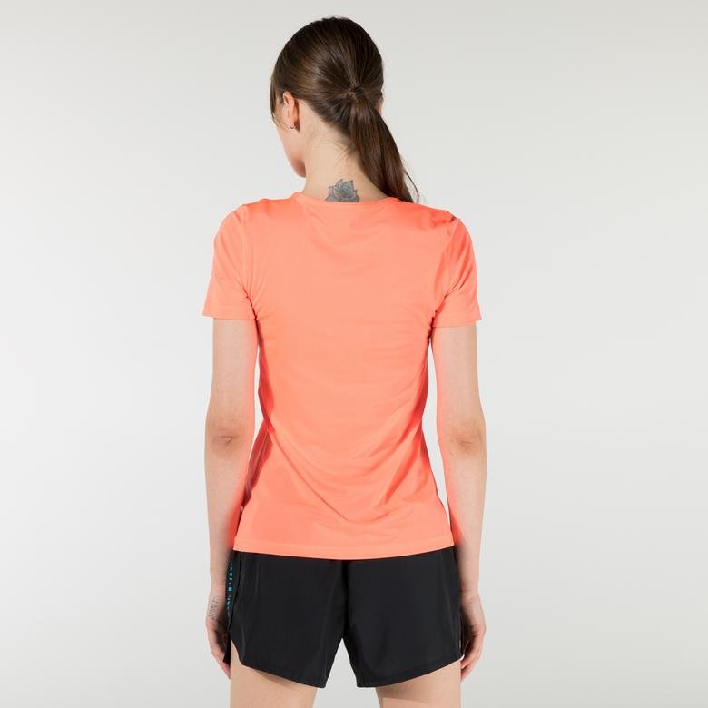 Nike 365 Essential Kadın Turuncu T-Shirt