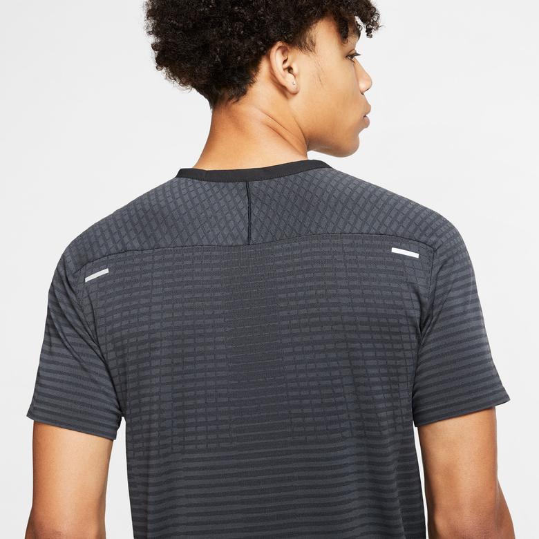 Nike TechKnit Ultra Erkek Siyah T-Shirt