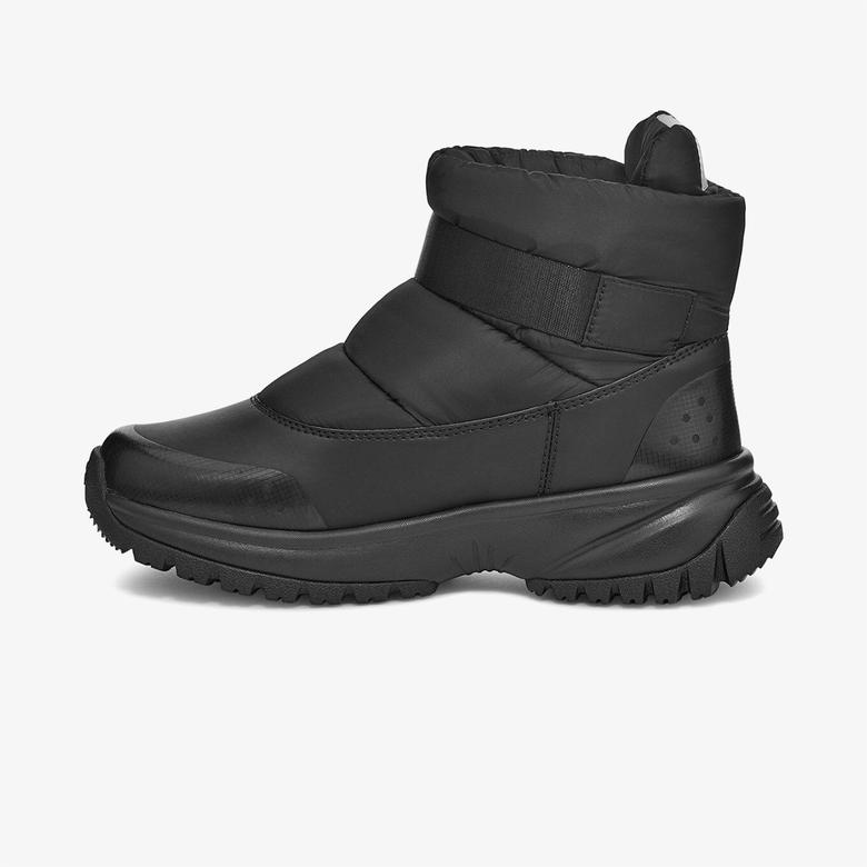 UGG Yose Puff Kadın Siyah Kar Botu