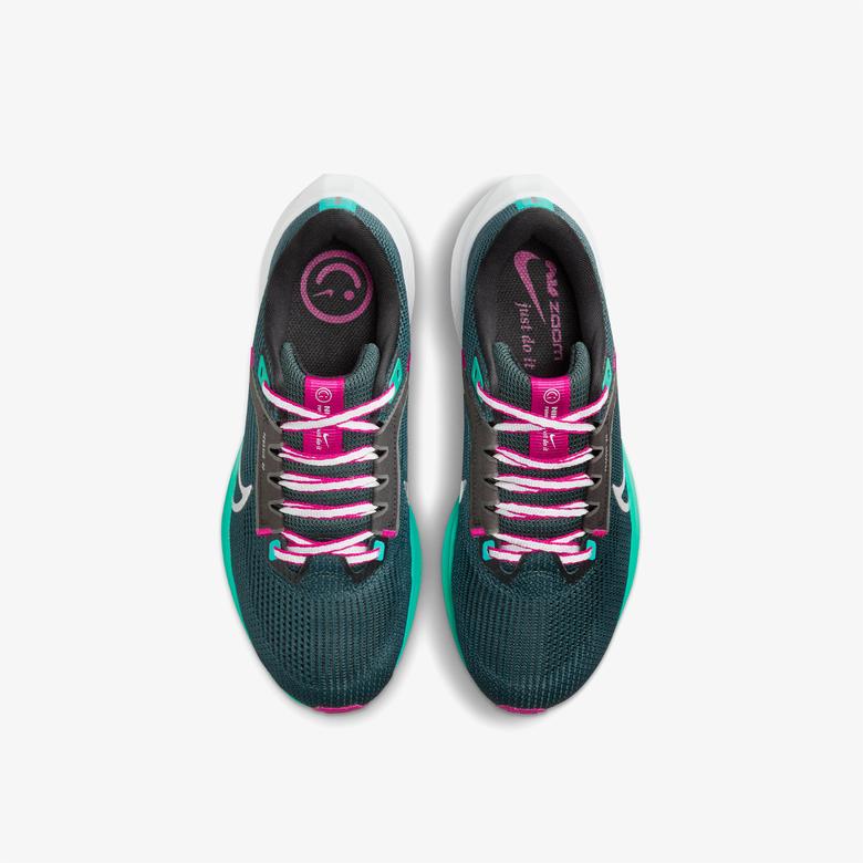 Nike Air Zoom Pegasus 40 Kadın Yeşil Koşu Ayakkabısı