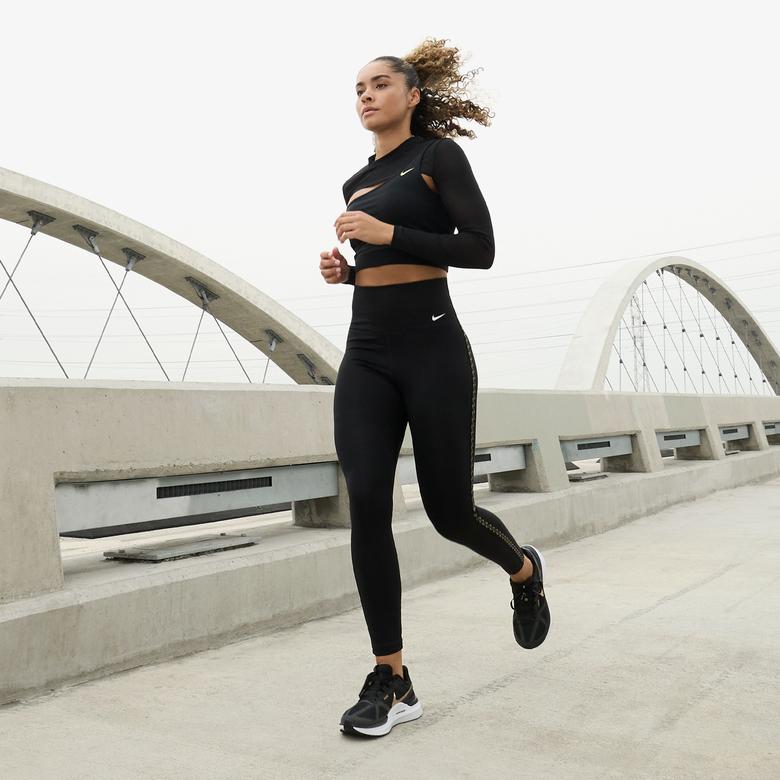 Nike W Air Zoom Structure 25 Kadın Siyah Koşu Ayakkabısı