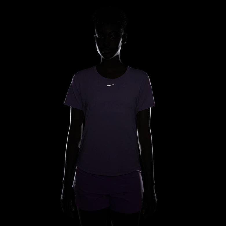 Nike One Luxe Dri-Fit Top Kadın Mor T-Shirt