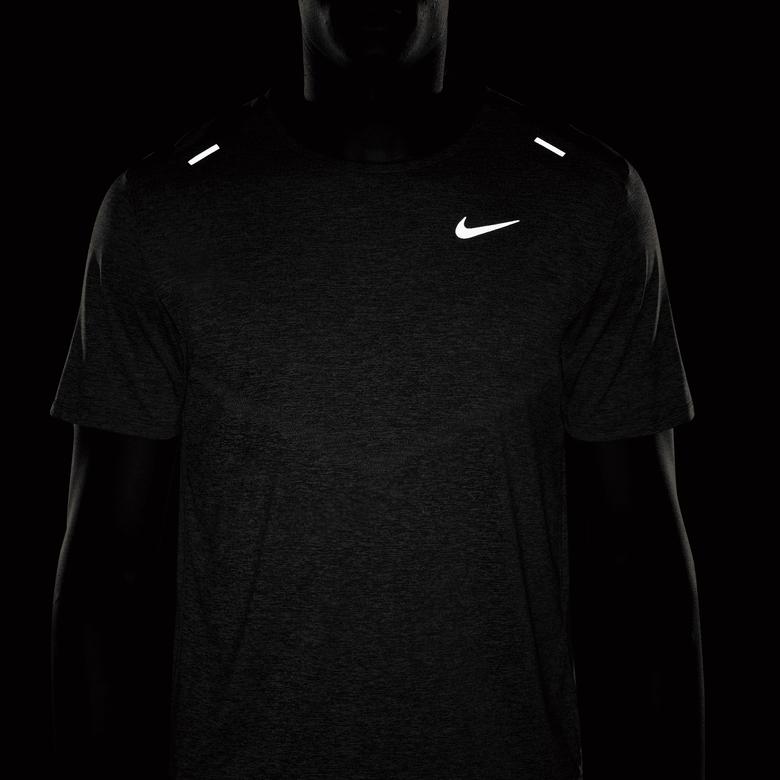 Nike Dri-FIT Rise 365 Ss Erkek Gri Koşu T-Shirt