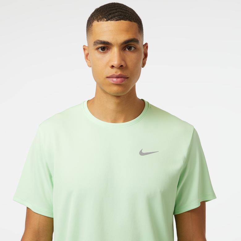 Nike Dri-Fit Erkek Yeşil Koşu T-Shirt