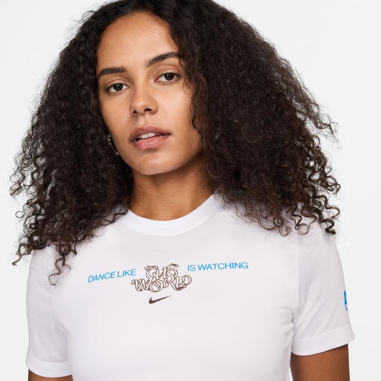 Nike Sportswear Dance Kadın Beyaz Günlük T-Shirt