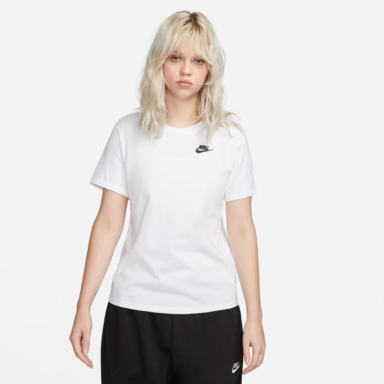 Nike Sportswear Essentials Kadın Beyaz Günlük T-Shirt