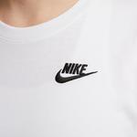 Nike Sportswear Essentials Kadın Beyaz Günlük T-Shirt