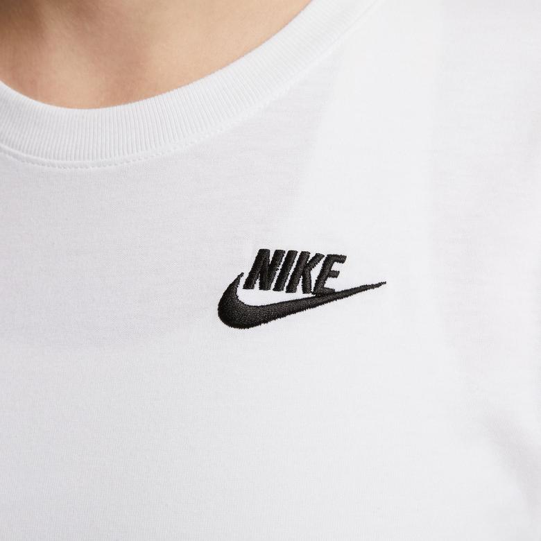 Nike Sportswear Essentials Kadın Beyaz Günlük T-Shirt