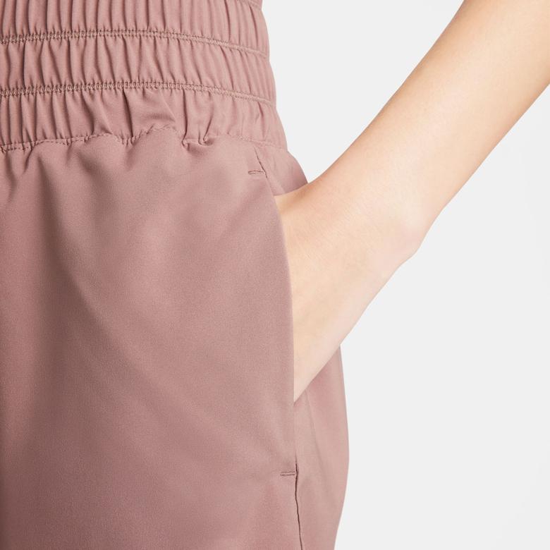 Nike One Dri-FIT Ultra Yüksek Belli 8 cm Slip Astarlı Kadın Kahverengi Şort