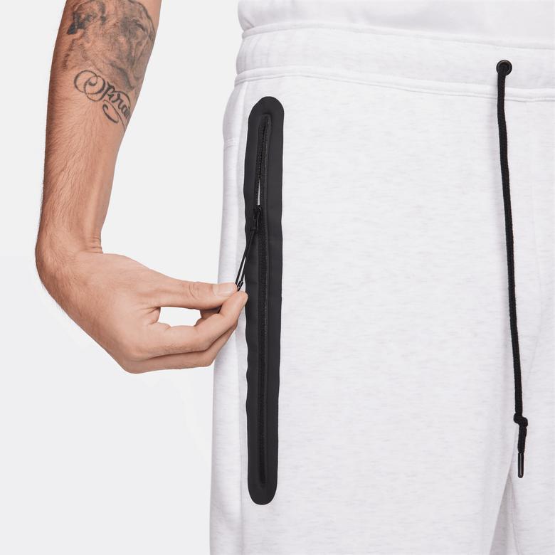 Nike Sportswear Tech Fleece Erkek Gri Şort