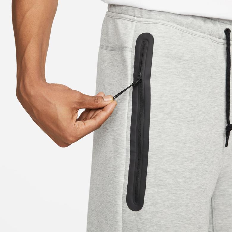 Nike Tech Fleece Erkek Gri Şort