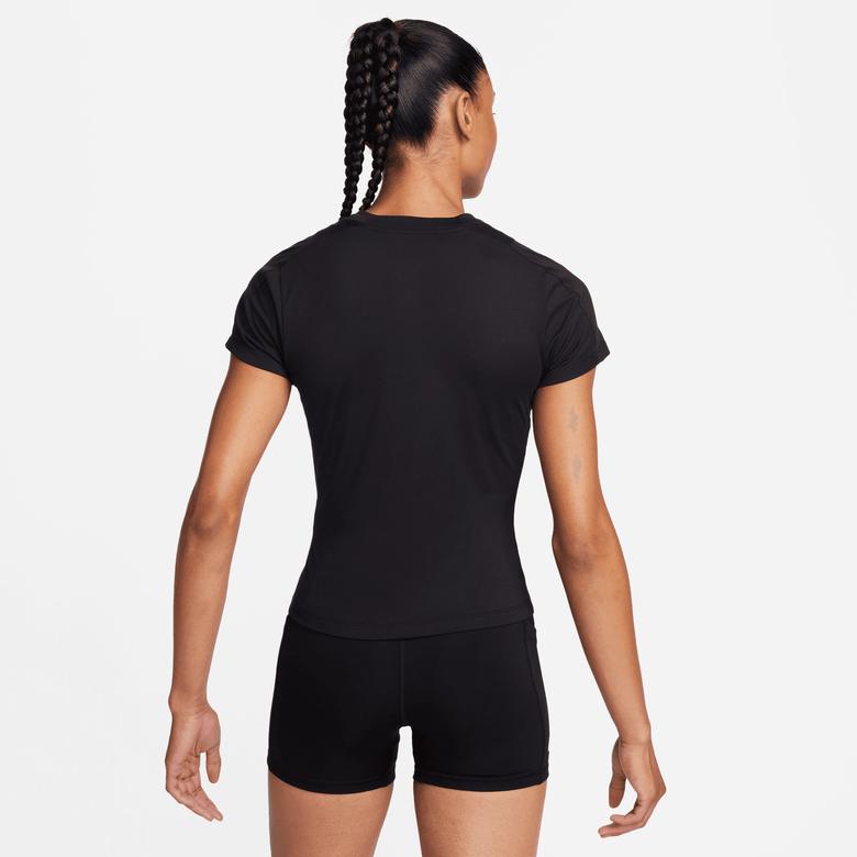 Nike Kadın Siyah T-Shirt