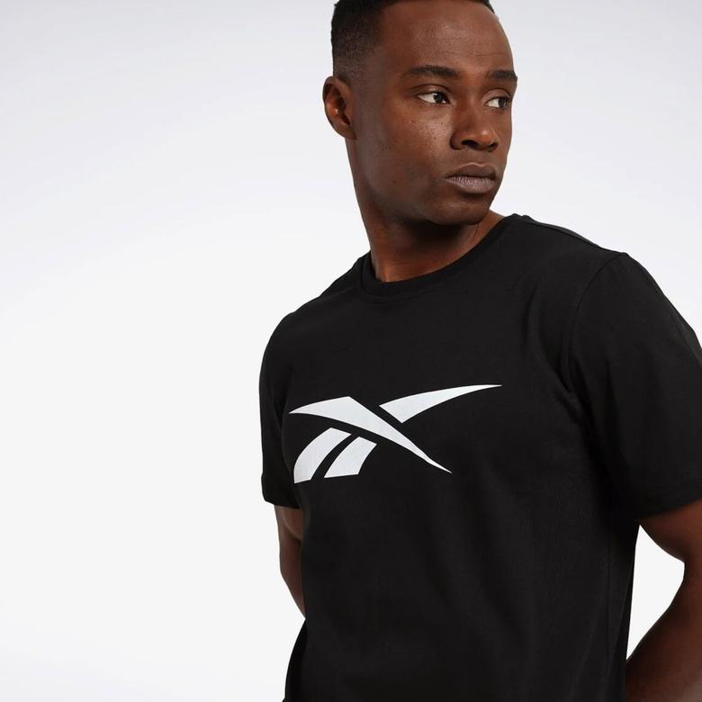 Reebok Graphic Series Victor Erkek Siyah Günlük T-Shirt