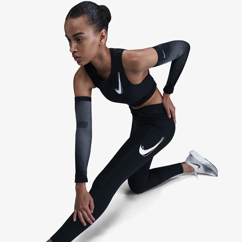 Nike Fast Kadın Siyah Koşu Taytı