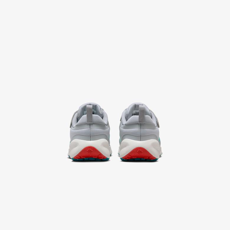 Nike Revolution 7 Çocuk Gri Koşu Ayakkabısı