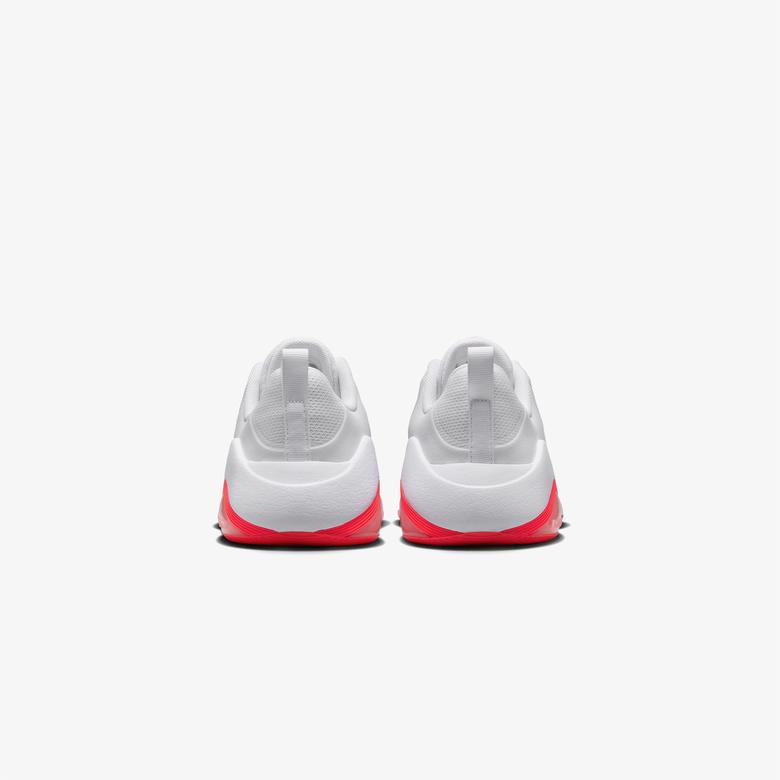 Nike Bella 7 Kadın Beyaz Antrenman Ayakkabısı