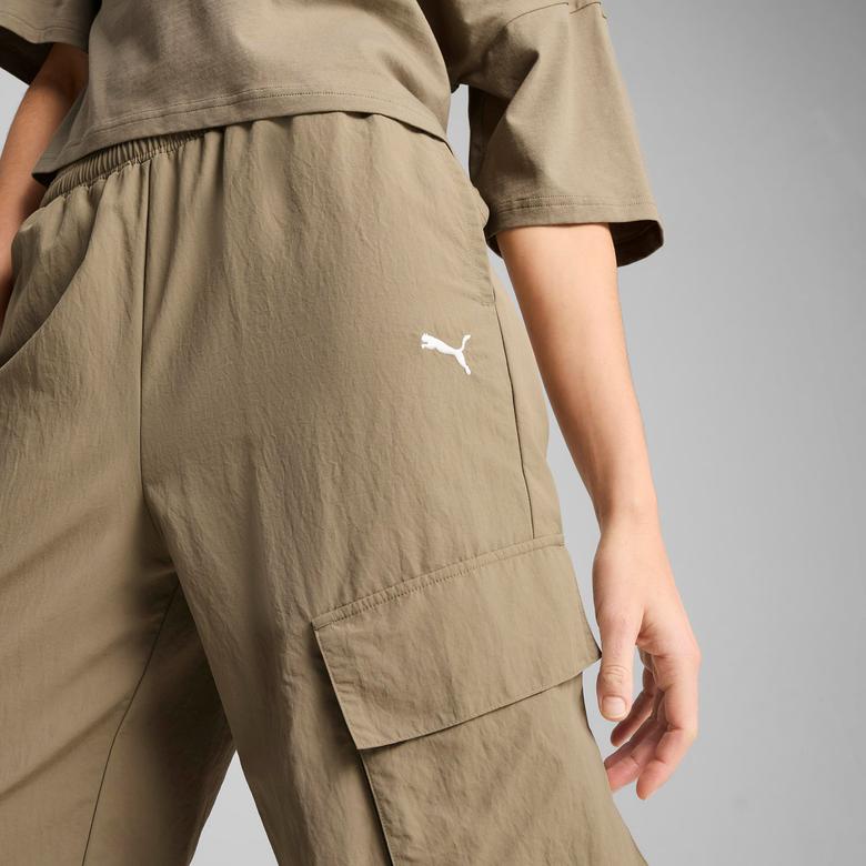 Puma Wardrobe Ess Cargo Kadın Kahverengi Eşofman Altı