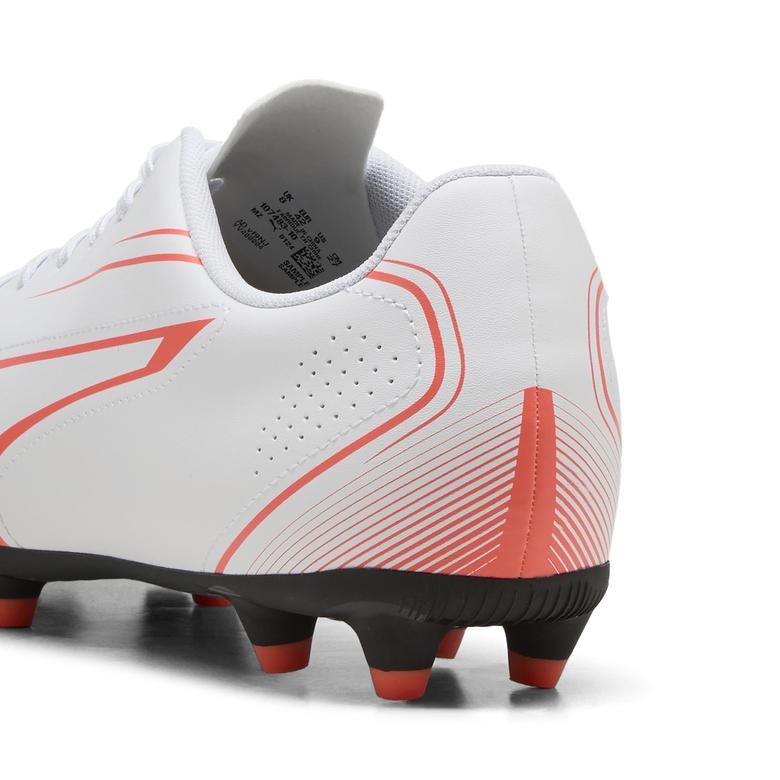 Puma Vitoria Fg Erkek Beyaz Çim Saha Kramponu