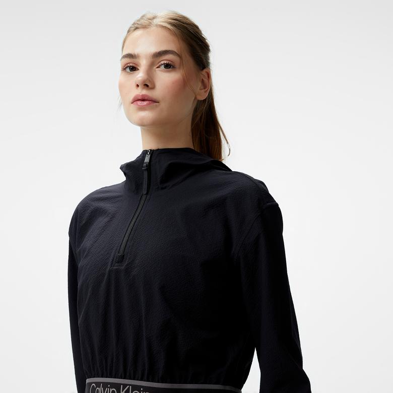 Calvin Klein Kadın Siyah Mont