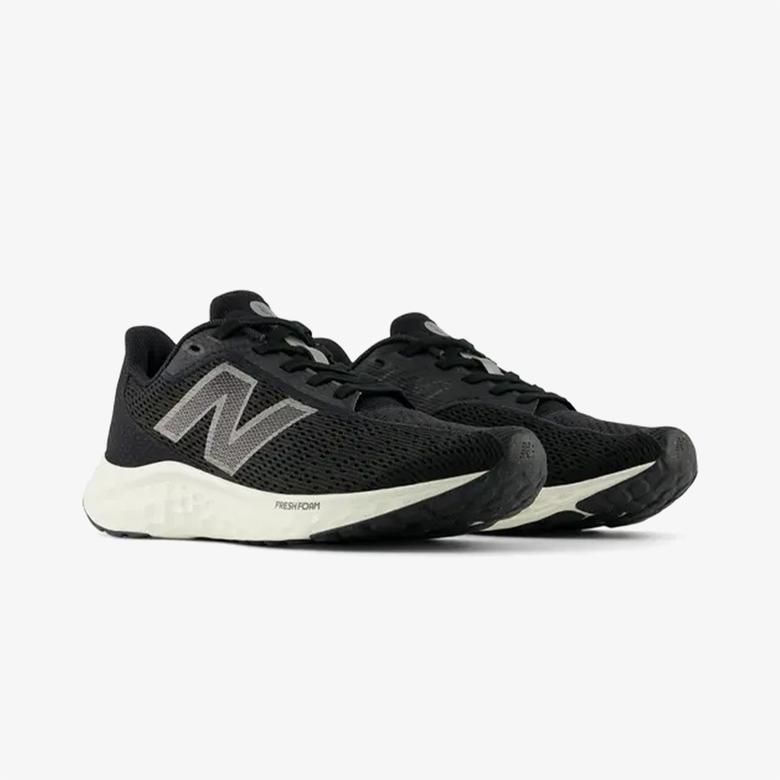 New Balance Arishi Kadın Siyah Koşu Ayakkabısı