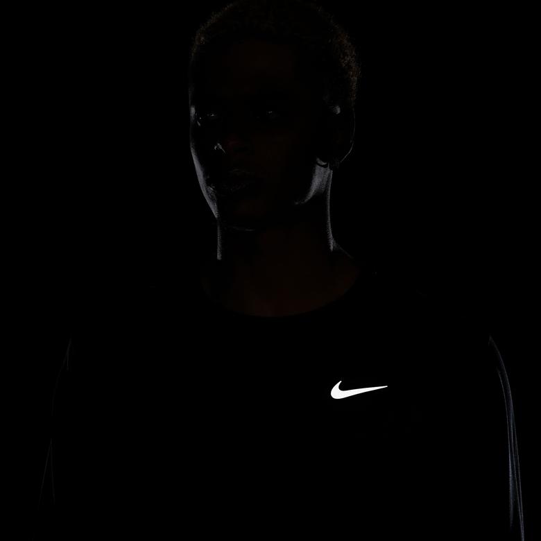 Nike Miler Erkek Siyah Sweatshirt